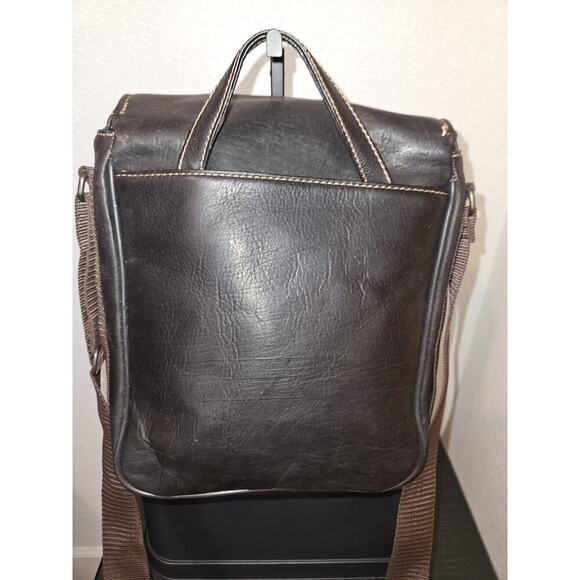 Wilsons Leather Shoulder Crossbody Brown Small Messenger Saddle Bag Travel Work - Picture 4 of 11